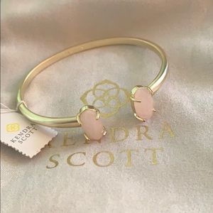 Kendra Scott Gold bracelet